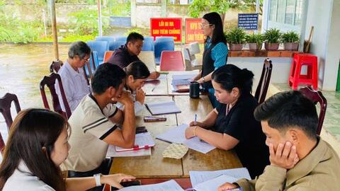 Trạm Y tế xã Ya Ly tổ chức giao ban Y tế thôn định kỳ tháng 10/2024